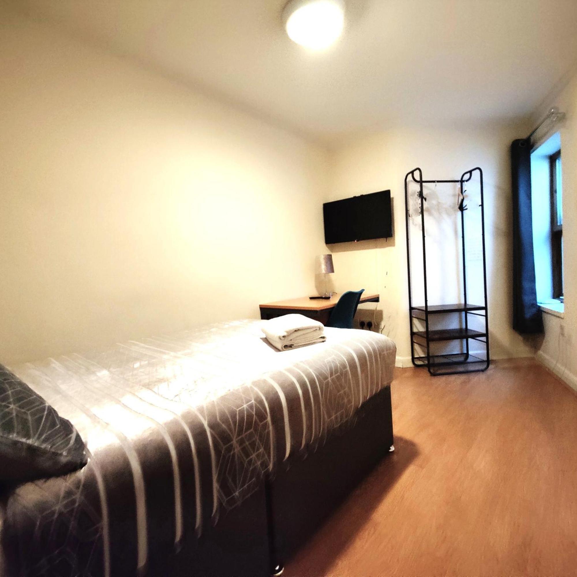 Liverpool City Centre Private Rooms Including Smart Tvs - With Shared Bathroom Экстерьер фото