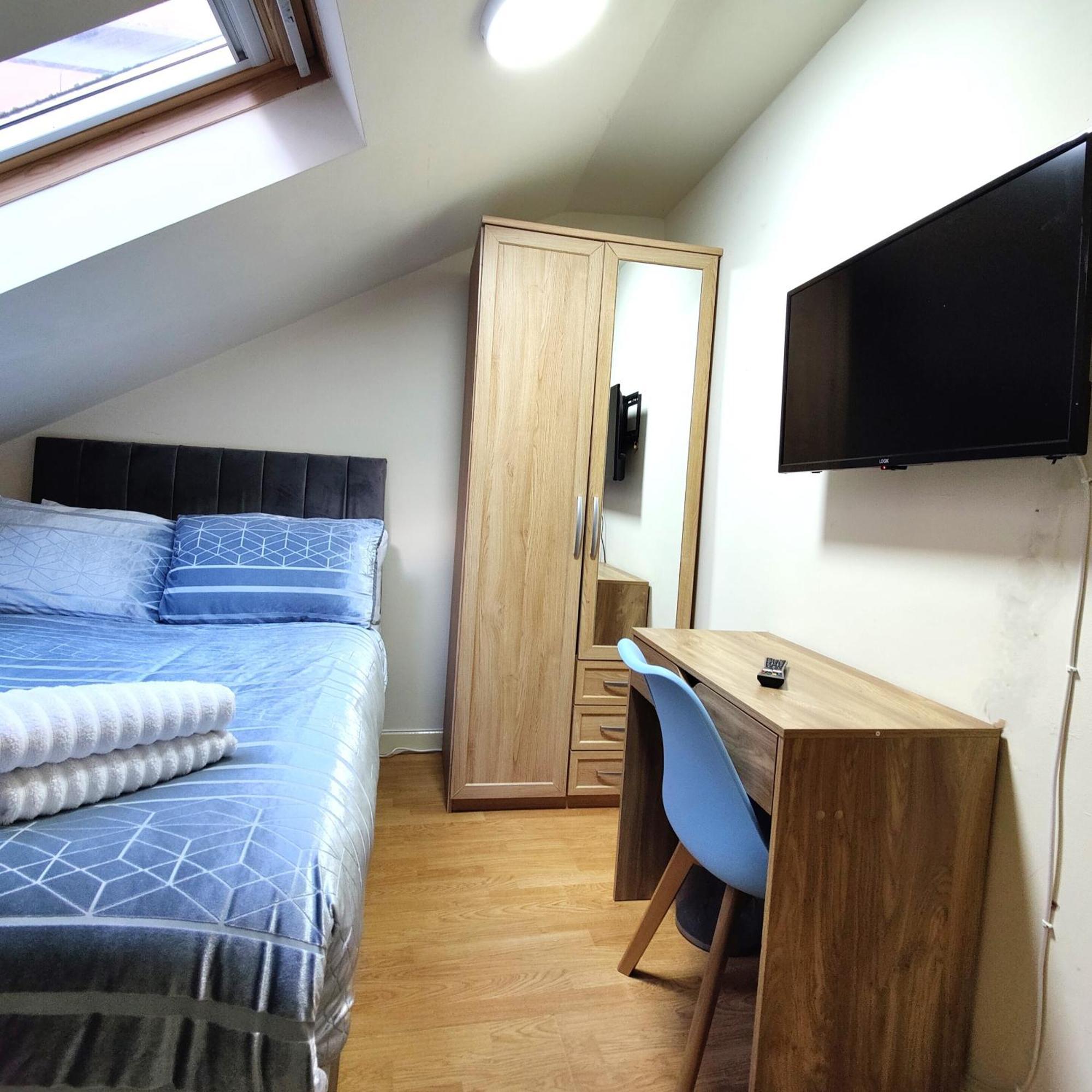 Liverpool City Centre Private Rooms Including Smart Tvs - With Shared Bathroom Экстерьер фото