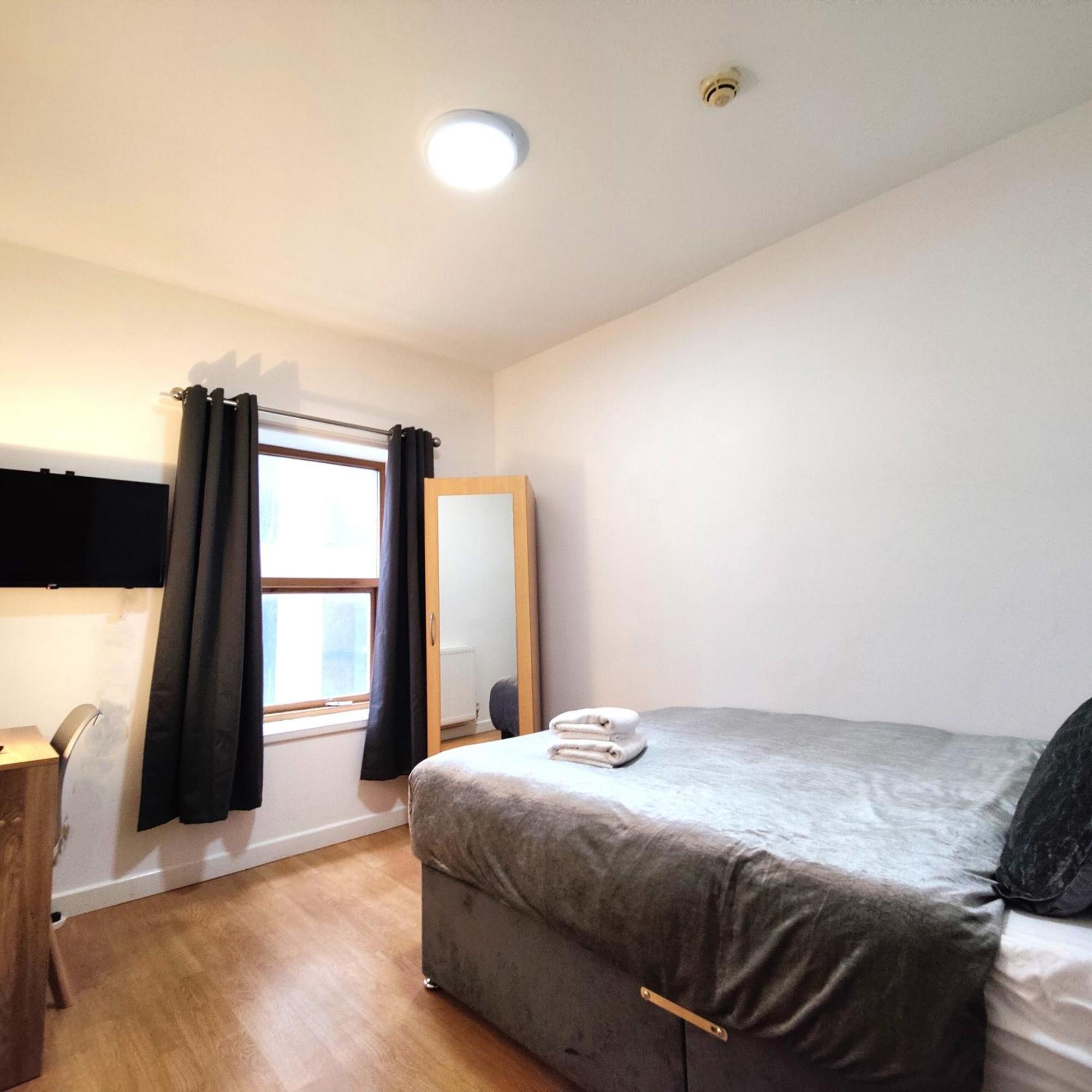 Liverpool City Centre Private Rooms Including Smart Tvs - With Shared Bathroom Экстерьер фото